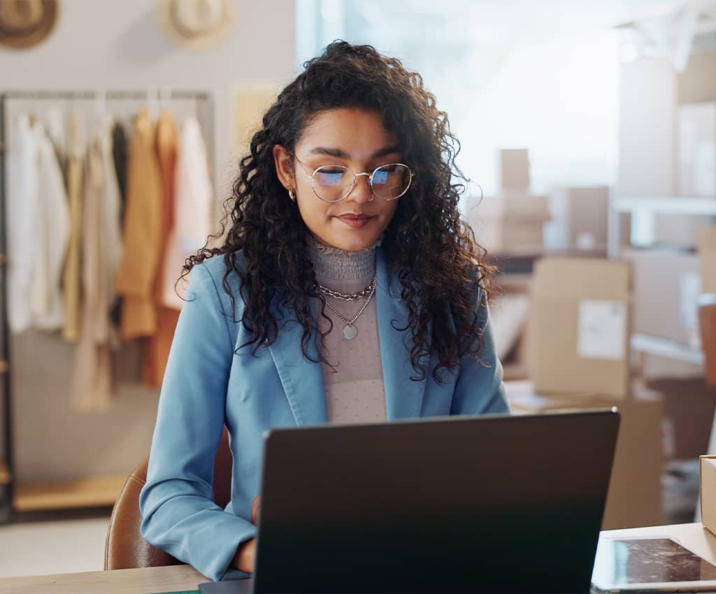 Digitalización del retail de moda en 2025: soluciones reales para marcas y tiendas